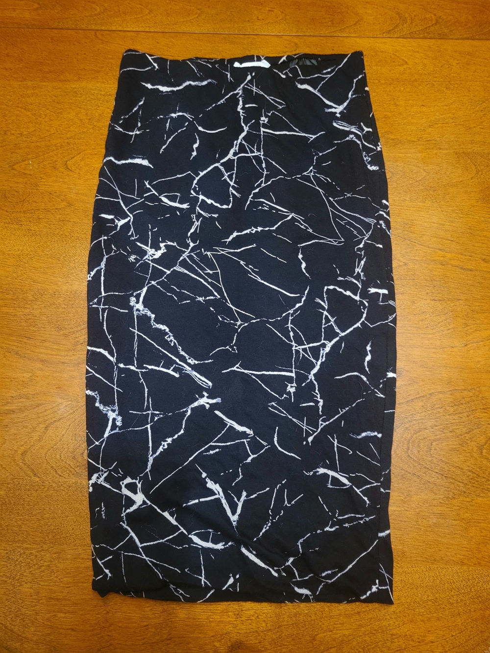 H&M Black Marble-Print Pencil Skirt | XS